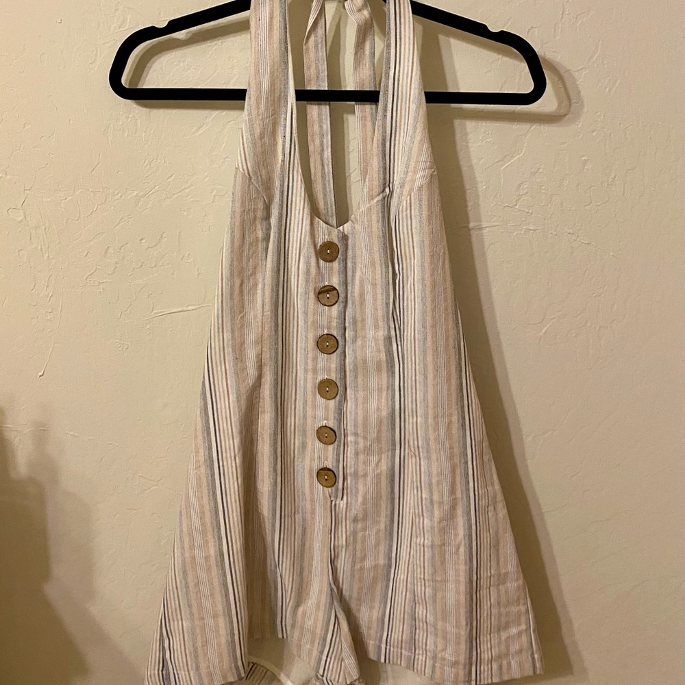 Cotton Candy white/blue/tan romper. Size Small.